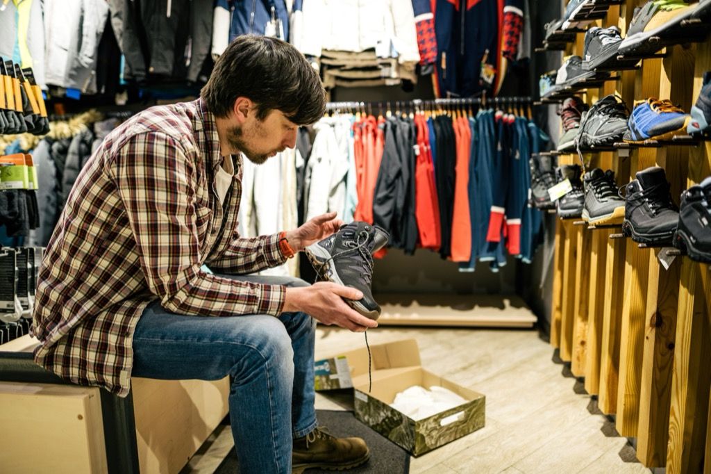 A megfelelő túrabakancs kiválasztása időigényes feladat